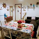 La Perla Di Maria Apartment *