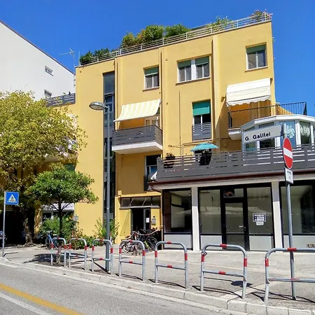La Perla Di Maria Apartment *