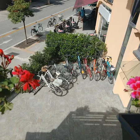 Apartament La Perla Di Maria *